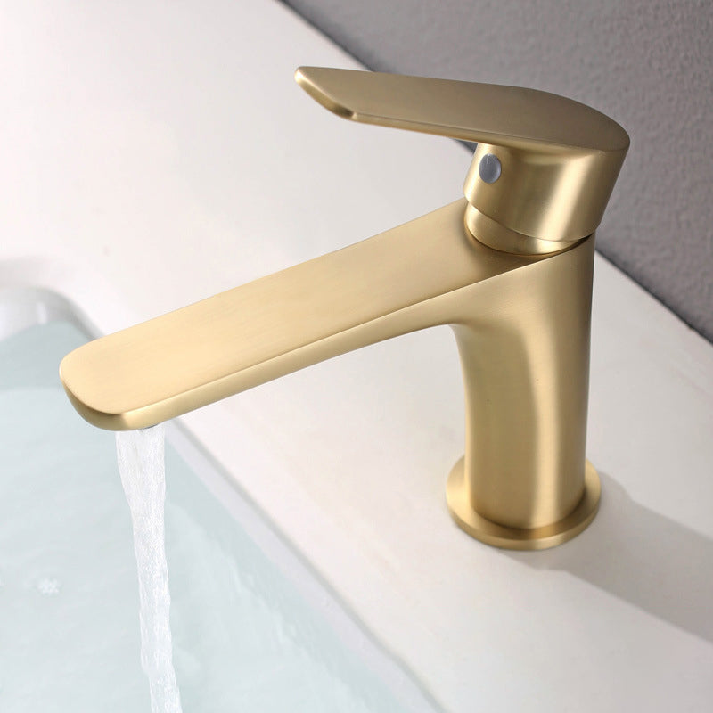 Light Luxury Vessel Sink Faucet Lever Handle Single Hole Bathroom Faucet Clearhalo 'Bathroom Remodel & Bathroom Fixtures' 'Bathroom Sink Faucets' 'Bathroom Sinks & Faucet Components' 'bathroom_sink_faucets' 'Home Improvement' 'home_improvement' 'home_improvement_bathroom_sink_faucets' 6466864