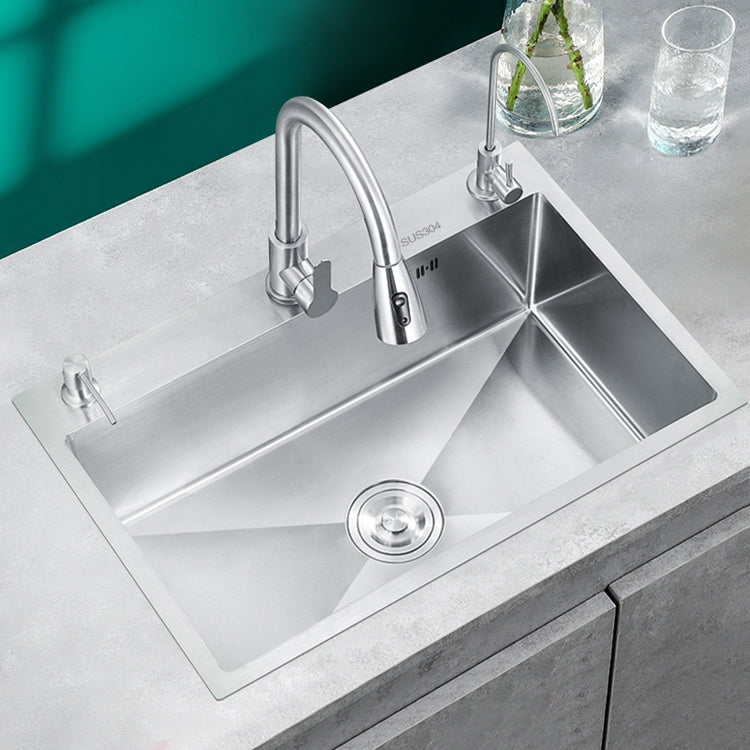 Classic Style Kitchen Sink Stainless Steel Colorfast Kitchen Sink with Drain Strainer Kit Clearhalo 'Home Improvement' 'home_improvement' 'home_improvement_kitchen_sinks' 'Kitchen Remodel & Kitchen Fixtures' 'Kitchen Sinks & Faucet Components' 'Kitchen Sinks' 'kitchen_sinks' 6467973