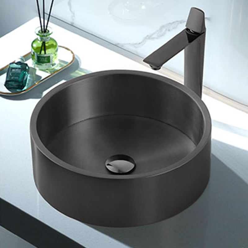 Metal Bathroom Sink Round Bathroom Sink with Overflow And Drain Assembly Clearhalo 'Bathroom Remodel & Bathroom Fixtures' 'Bathroom Sinks & Faucet Components' 'Bathroom Sinks' 'bathroom_sink' 'Home Improvement' 'home_improvement' 'home_improvement_bathroom_sink' 6485334