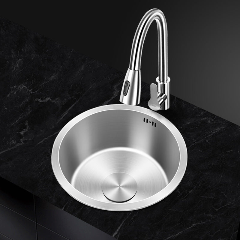 Contemporary Style Kitchen Sink Stainless Steel Round Kitchen Sink Clearhalo 'Home Improvement' 'home_improvement' 'home_improvement_kitchen_sinks' 'Kitchen Remodel & Kitchen Fixtures' 'Kitchen Sinks & Faucet Components' 'Kitchen Sinks' 'kitchen_sinks' 6485550