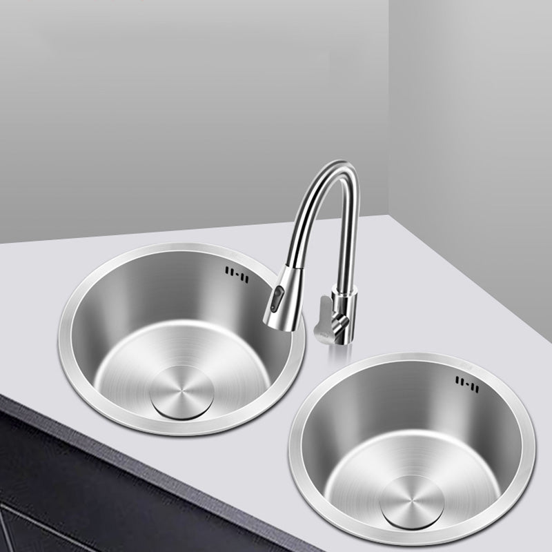 Contemporary Style Kitchen Sink Stainless Steel Round Kitchen Sink Clearhalo 'Home Improvement' 'home_improvement' 'home_improvement_kitchen_sinks' 'Kitchen Remodel & Kitchen Fixtures' 'Kitchen Sinks & Faucet Components' 'Kitchen Sinks' 'kitchen_sinks' 6485554