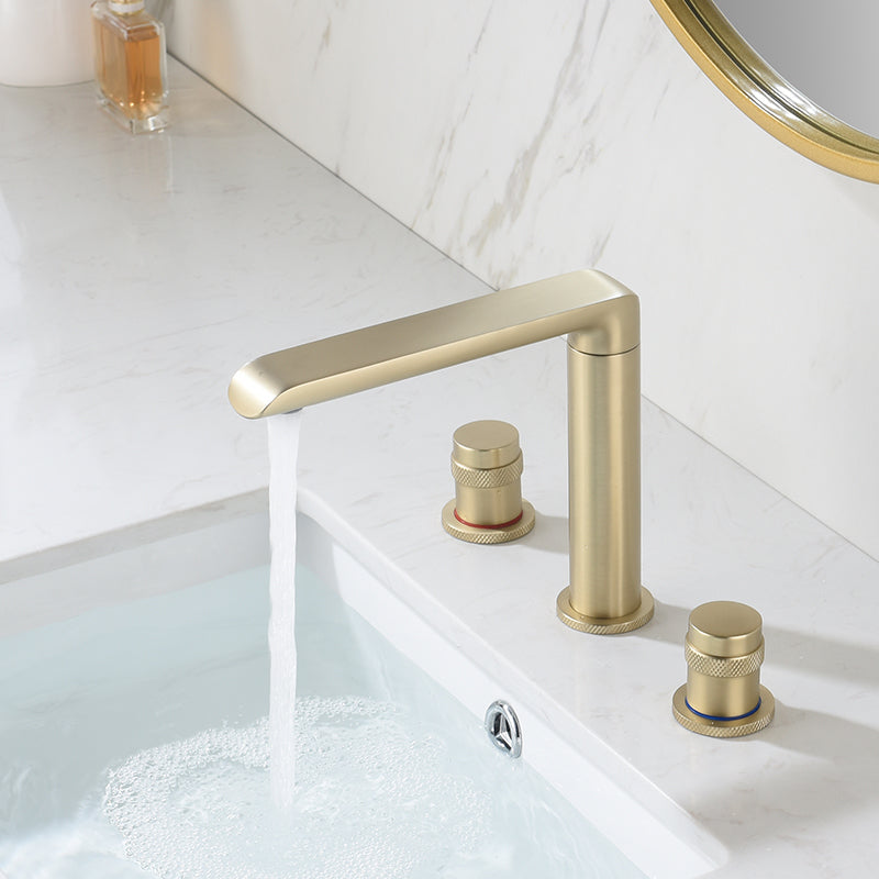 Modern Deck Mounted Copper Roman Tub Faucet Low Arc Roman Tub Faucet Set Gold Knob Handles Clearhalo 'Bathroom Remodel & Bathroom Fixtures' 'Bathtub Faucets' 'bathtub_faucets' 'Home Improvement' 'home_improvement' 'home_improvement_bathtub_faucets' 6485910