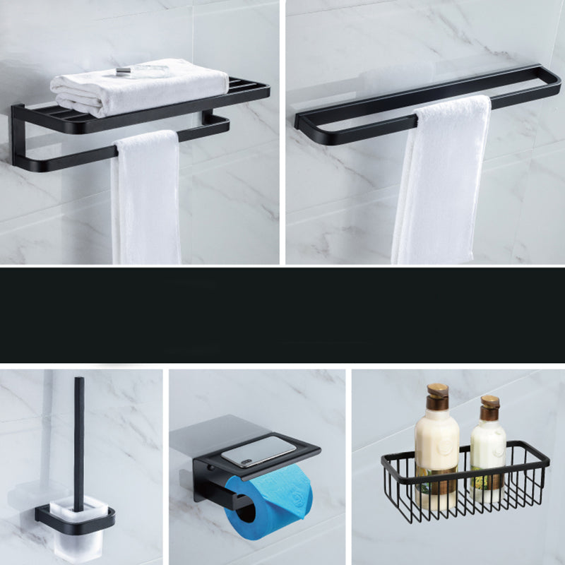 Modern Classic Bath Hardware Set in Stainless Steel Matte Black Robe Hooks/Towel Ring Bar 5 piece Set Clearhalo 'Bathroom Hardware Sets' 'Bathroom Hardware' 'Bathroom Remodel & Bathroom Fixtures' 'bathroom_hardware_sets' 'Home Improvement' 'home_improvement' 'home_improvement_bathroom_hardware_sets' 6495737