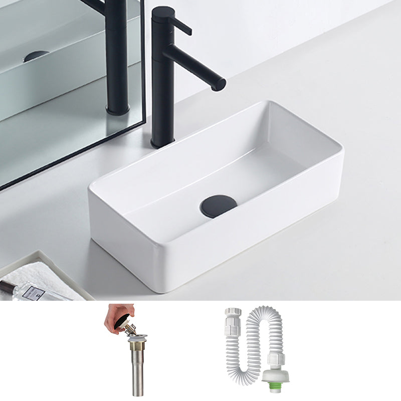 Modern Porcelain Trough Sink Rectangular Trough Bathroom Sink 18"L x 9"W x 5"H White Sink Clearhalo 'Bathroom Remodel & Bathroom Fixtures' 'Bathroom Sinks & Faucet Components' 'Bathroom Sinks' 'bathroom_sink' 'Home Improvement' 'home_improvement' 'home_improvement_bathroom_sink' 6511343