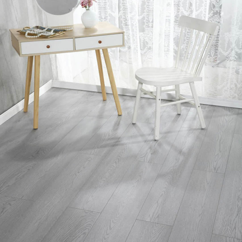 Pine Slip Resistant Laminate Plank Flooring Modern Laminate Floor Bright Grey Clearhalo 'Flooring 'Home Improvement' 'home_improvement' 'home_improvement_laminate_flooring' 'Laminate Flooring' 'laminate_flooring' Walls and Ceiling' 6528553