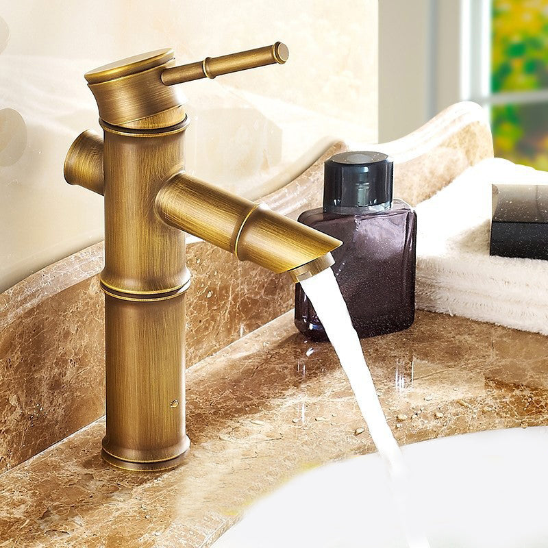 One Hole Faucet Country Vessel Sink Bathroom Faucet with Single Lever Handle Clearhalo 'Bathroom Remodel & Bathroom Fixtures' 'Bathroom Sink Faucets' 'Bathroom Sinks & Faucet Components' 'bathroom_sink_faucets' 'Home Improvement' 'home_improvement' 'home_improvement_bathroom_sink_faucets' 6578005