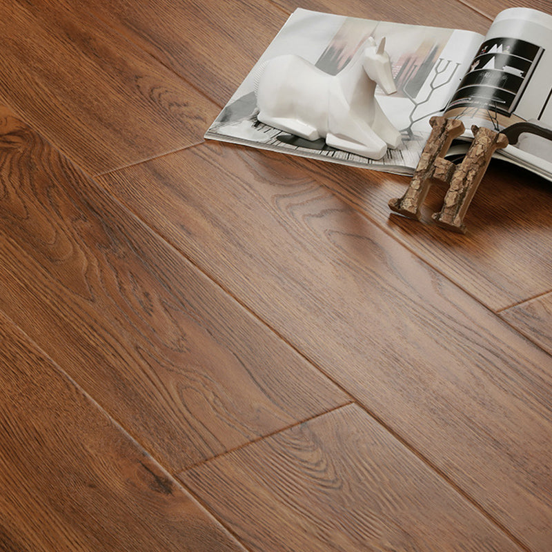 Modern Laminate Flooring Wood Click-Lock Scratch Resistant Laminate Floor Dark Wood Clearhalo 'Flooring 'Home Improvement' 'home_improvement' 'home_improvement_laminate_flooring' 'Laminate Flooring' 'laminate_flooring' Walls and Ceiling' 6595528