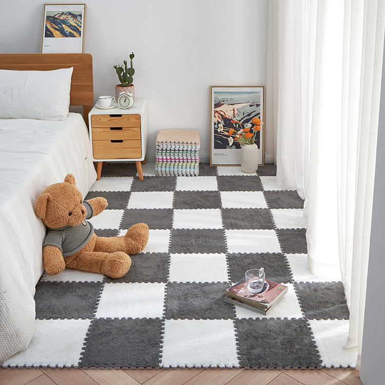 Basic Carpet Tile Level Loop Interlocking Carpet Floor Tile for Bedroom Clearhalo 'Carpet Tiles & Carpet Squares' 'carpet_tiles_carpet_squares' 'Flooring 'Home Improvement' 'home_improvement' 'home_improvement_carpet_tiles_carpet_squares' Walls and Ceiling' 6628105