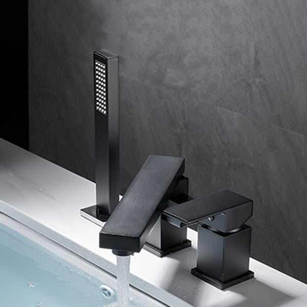 Modern Deck Mounted Metal Freestanding Tub Filler Low Arc Freestanding Faucet with Hose Clearhalo 'Bathroom Remodel & Bathroom Fixtures' 'Bathtub Faucets' 'bathtub_faucets' 'Home Improvement' 'home_improvement' 'home_improvement_bathtub_faucets' 6628636