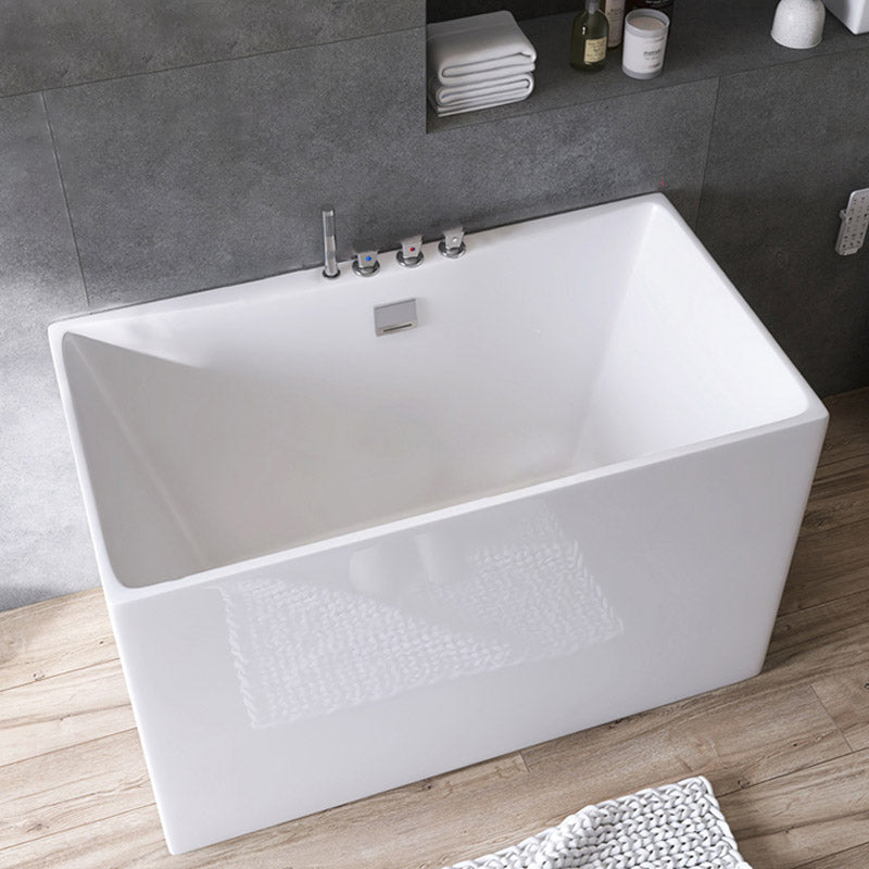 Modern Style Alcove Bath Tub Acrylic Rectangular Bathroom Bathtub in White 50"L x 26"W x 24"H Tub Only Tub with Silver 5-Piece Set Clearhalo 'Bathroom Remodel & Bathroom Fixtures' 'Bathtubs' 'Home Improvement' 'home_improvement' 'home_improvement_bathtubs' 'Showers & Bathtubs' 6639909