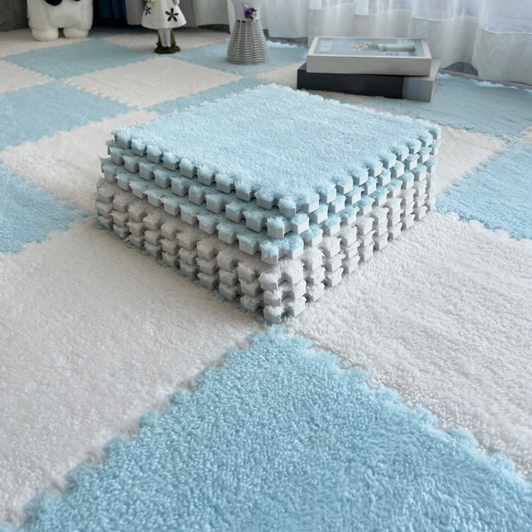 Indoor Carpet Tile Level Loop Carpet Floor Tile for Living Room Sky Blue-White Clearhalo 'Carpet Tiles & Carpet Squares' 'carpet_tiles_carpet_squares' 'Flooring 'Home Improvement' 'home_improvement' 'home_improvement_carpet_tiles_carpet_squares' Walls and Ceiling' 6642977