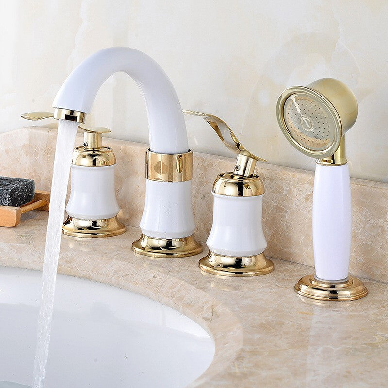 Luxury Rotatable Widespread Sink Faucet Circular Lever Handle Faucet with Water Hose Clearhalo 'Bathroom Remodel & Bathroom Fixtures' 'Bathroom Sink Faucets' 'Bathroom Sinks & Faucet Components' 'bathroom_sink_faucets' 'Home Improvement' 'home_improvement' 'home_improvement_bathroom_sink_faucets' 6643602