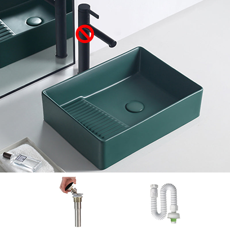 Rectangular Trough Bathroom Sink Modern Trough Bathroom Sink 19.7"L x 14.6"W x 5.3"H Blackish Green Sink Clearhalo 'Bathroom Remodel & Bathroom Fixtures' 'Bathroom Sinks & Faucet Components' 'Bathroom Sinks' 'bathroom_sink' 'Home Improvement' 'home_improvement' 'home_improvement_bathroom_sink' 6644001