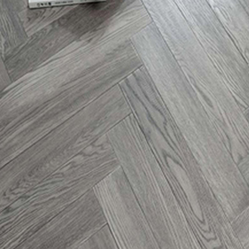 Modern Wood Laminate Flooring Living Room Waterproof Laminate Floor Dark Gray Clearhalo 'Flooring 'Home Improvement' 'home_improvement' 'home_improvement_laminate_flooring' 'Laminate Flooring' 'laminate_flooring' Walls and Ceiling' 6660426