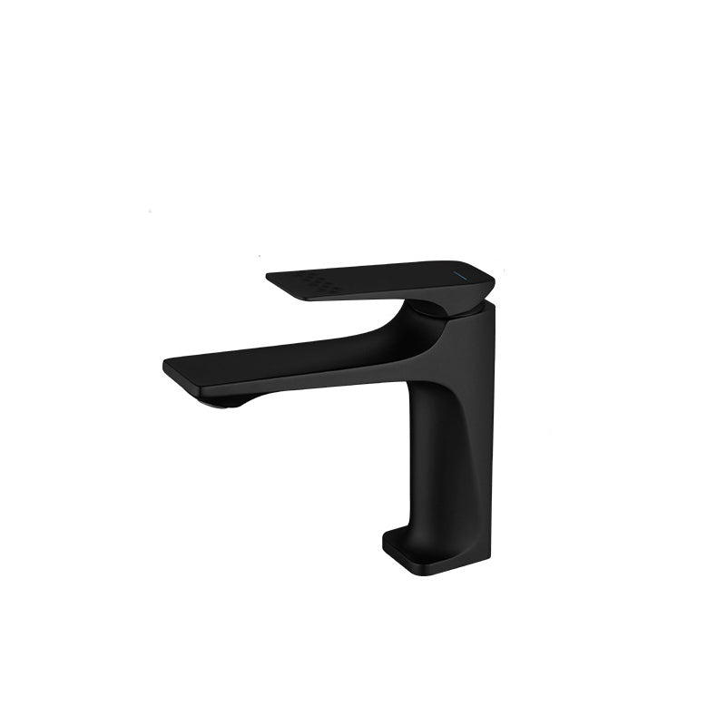 Modern Vessel Sink Faucet Copper Lever Handle Low Arc Vessel Faucet for Bathroom Black 6.5" Clearhalo 'Bathroom Remodel & Bathroom Fixtures' 'Bathroom Sink Faucets' 'Bathroom Sinks & Faucet Components' 'bathroom_sink_faucets' 'Home Improvement' 'home_improvement' 'home_improvement_bathroom_sink_faucets' 6667104