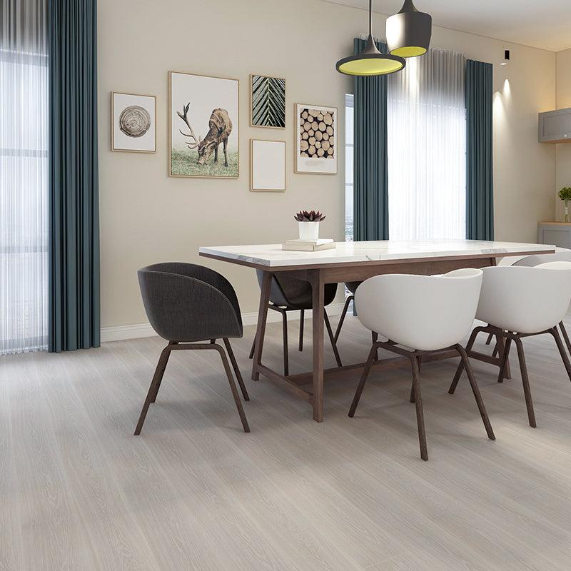 Modern Laminate Floor Wood Click-Lock Mildew Resistant Laminate Plank Flooring Light Wood Clearhalo 'Flooring 'Home Improvement' 'home_improvement' 'home_improvement_laminate_flooring' 'Laminate Flooring' 'laminate_flooring' Walls and Ceiling' 6682377