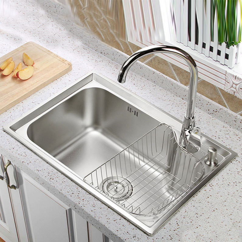 Modern Style Kitchen Sink Stainless Steel Single Bowl Kitchen Sink with Basket Strainer 26"L x 17"W x 8"H Sink with Faucet Single Cooling Tap Clearhalo 'Home Improvement' 'home_improvement' 'home_improvement_kitchen_sinks' 'Kitchen Remodel & Kitchen Fixtures' 'Kitchen Sinks & Faucet Components' 'Kitchen Sinks' 'kitchen_sinks' 6695131