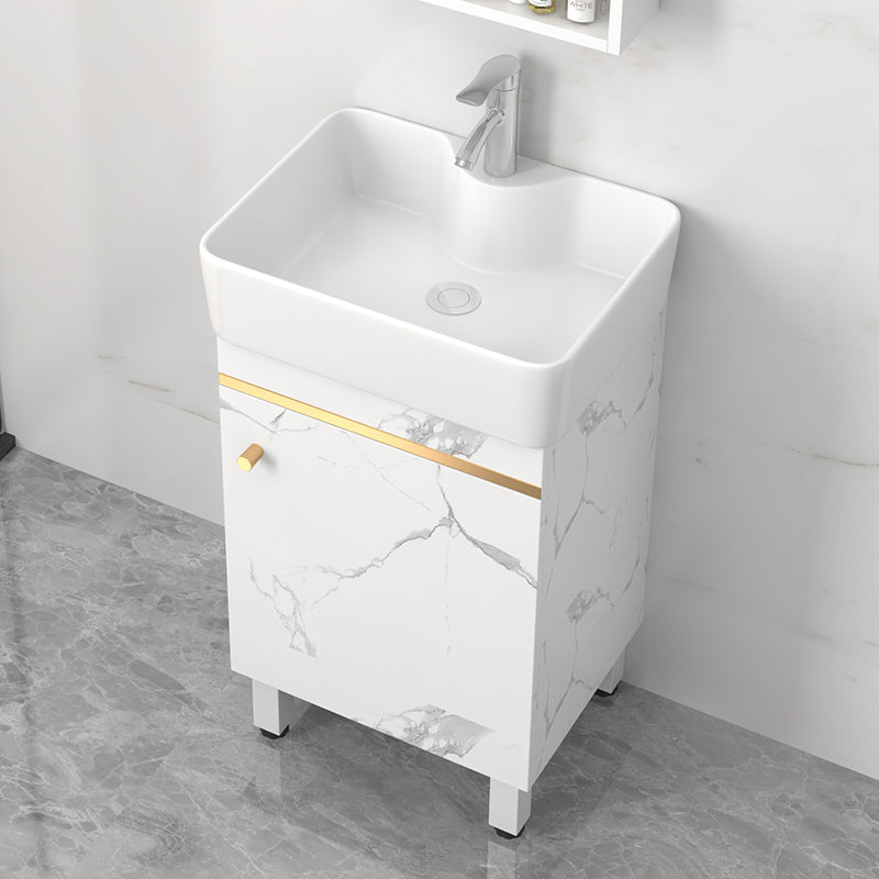 Rectangle Vanity Set White Single Sink Mirror Freestanding Bathroom Vanity with Door Clearhalo 'Bathroom Remodel & Bathroom Fixtures' 'Bathroom Vanities' 'bathroom_vanities' 'Home Improvement' 'home_improvement' 'home_improvement_bathroom_vanities' 6713987