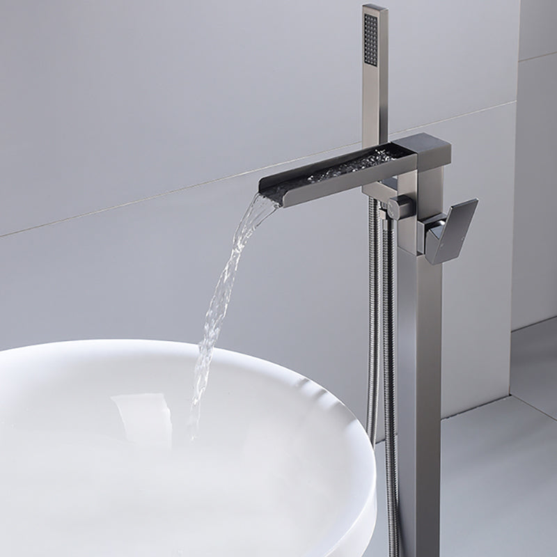 Modern Floor Mounted Copper Freestanding Tub Filler Freestanding Low Arc Tub Filler Trim Clearhalo 'Bathroom Remodel & Bathroom Fixtures' 'Bathtub Faucets' 'bathtub_faucets' 'Home Improvement' 'home_improvement' 'home_improvement_bathtub_faucets' 6714544