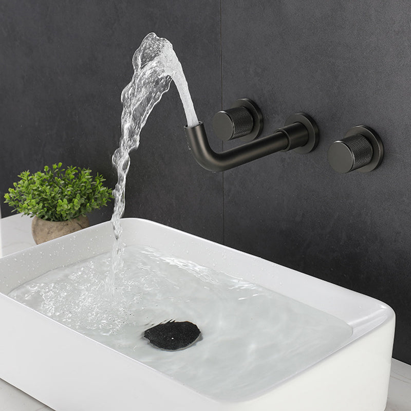 Wall Mounted Faucet Glam Style Two-Handle Faucet for Bathroom Cinzento Fumado Clearhalo 'bathroom_sink_faucets' 'Conjuntos de Torneiras de Lavatório e Banheiro' 'home_improvement' 'home_improvement_bathroom_sink_faucets' 'Mobiliário Doméstico' 'Página inicial' 'Renovação e equipamento de casa de banho' 'Torneira para lavatório de banheiro' 6727032