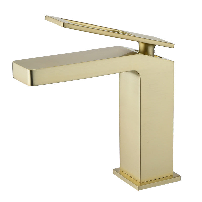 Lever Handle Faucet Glam Style Vessel Sink Faucet for Bathroom Clearhalo 'Bathroom Remodel & Bathroom Fixtures' 'Bathroom Sink Faucets' 'Bathroom Sinks & Faucet Components' 'bathroom_sink_faucets' 'Home Improvement' 'home_improvement' 'home_improvement_bathroom_sink_faucets' 6742785