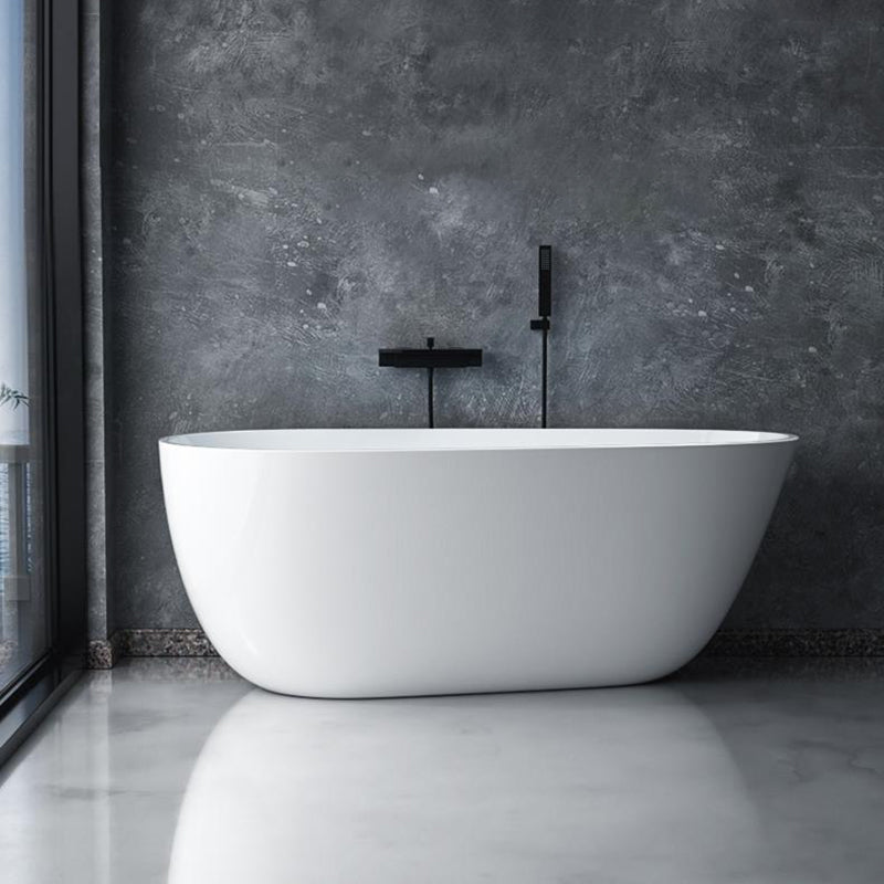 Modern Acrylic Bathtub Freestanding Soaking Bathtub with Drain Bathtub and Overflow Hole Clearhalo 'Bathroom Remodel & Bathroom Fixtures' 'Bathtubs' 'Home Improvement' 'home_improvement' 'home_improvement_bathtubs' 'Showers & Bathtubs' 6745234
