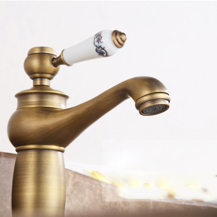 Low-arc Country Vessel Faucet Single Handle Brass Faucet for Bathroom Clearhalo 'Bathroom Remodel & Bathroom Fixtures' 'Bathroom Sink Faucets' 'Bathroom Sinks & Faucet Components' 'bathroom_sink_faucets' 'Home Improvement' 'home_improvement' 'home_improvement_bathroom_sink_faucets' 6756248