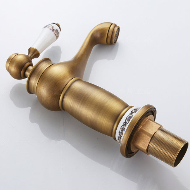 Low-arc Country Vessel Faucet Single Handle Brass Faucet for Bathroom Clearhalo 'Bathroom Remodel & Bathroom Fixtures' 'Bathroom Sink Faucets' 'Bathroom Sinks & Faucet Components' 'bathroom_sink_faucets' 'Home Improvement' 'home_improvement' 'home_improvement_bathroom_sink_faucets' 6756255