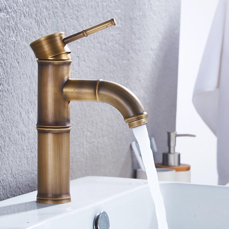 Lever Handle Farmhouse Faucet Circular Low-arc Sink Faucet for Bathroom Laiton Satiné 8.3" Clearhalo 'Accueil' 'Amélioration Domiciliaire' 'bathroom_sink_faucets' 'Ensembles de Lavabo & de Robinet de Toilette' 'home_improvement' 'home_improvement_bathroom_sink_faucets' 'Robinet de Lavabo de Salle de Bain' 'Rénovation et Équipement de Salle de Bain' 6771351