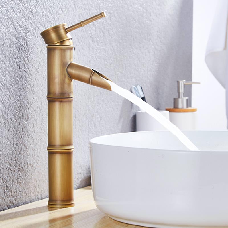 Lever Handle Farmhouse Faucet Circular Low-arc Sink Faucet for Bathroom Bronze 12.2" Clearhalo 'Accueil' 'Amélioration Domiciliaire' 'bathroom_sink_faucets' 'Ensembles de Lavabo & de Robinet de Toilette' 'home_improvement' 'home_improvement_bathroom_sink_faucets' 'Robinet de Lavabo de Salle de Bain' 'Rénovation et Équipement de Salle de Bain' 6771352