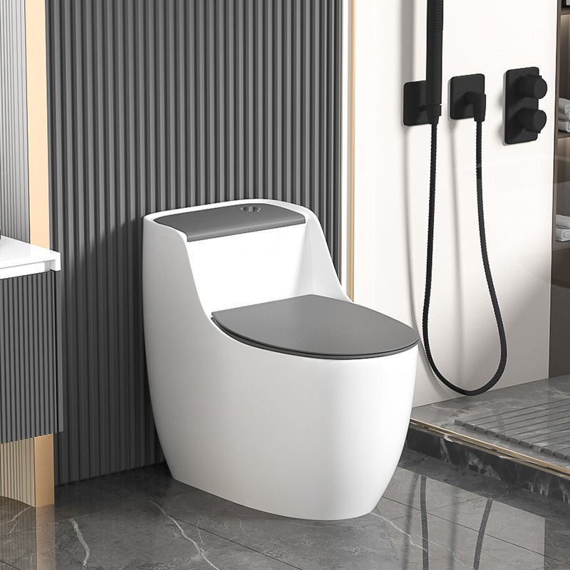 Modern Floor Mounted Ceramic Toilet One Piece Flush Toilet with Toilet Seat Clearhalo 'Bathroom Remodel & Bathroom Fixtures' 'Home Improvement' 'home_improvement' 'home_improvement_toilets' 'Toilets & Bidets' 'Toilets' 6778867