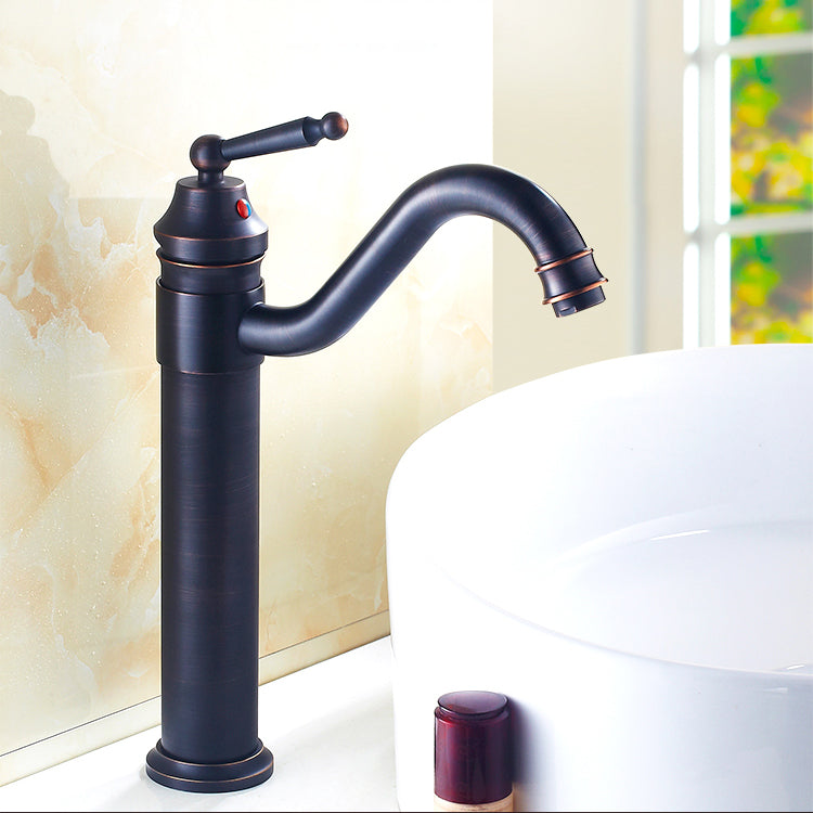 Lever Handle Basin Lavatory Faucet Farmhouse Circular Bathroom Faucet Negro 12.6" Clearhalo 'bathroom_sink_faucets' 'Conjunta de Baño y Conjunta de Grifo' 'Coronamiento de Baño y Dispositivo de Baño' 'Grifo del lavabo del baño' 'Hogar' 'home_improvement' 'home_improvement_bathroom_sink_faucets' 'Mejoras para el hogar' 6786498