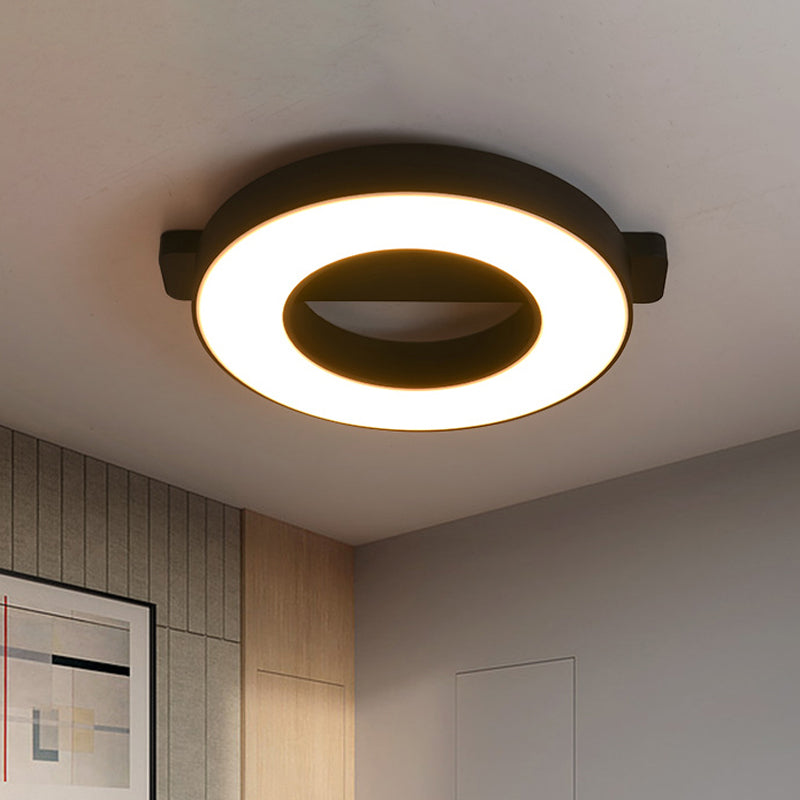 White/Black Ring Ceiling Flush Mount Light Simple Metal LED Living Room Flush Mount Light in Warm/White, 16.5"/19.5"/23.5" Dia Black Warm Clearhalo 'Ceiling Lights' 'Close To Ceiling Lights' 'Close to ceiling' 'Flush mount' Lighting' 678750