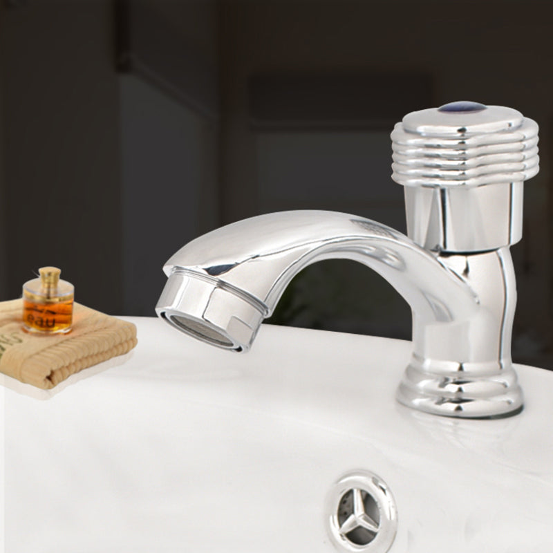 Contemporary Faucet Knob Handle Low Arc Zinc Faucet in Silver Supply Line Not Included Clearhalo 'Bathroom Remodel & Bathroom Fixtures' 'Bathroom Sink Faucets' 'Bathroom Sinks & Faucet Components' 'bathroom_sink_faucets' 'Home Improvement' 'home_improvement' 'home_improvement_bathroom_sink_faucets' 6799866