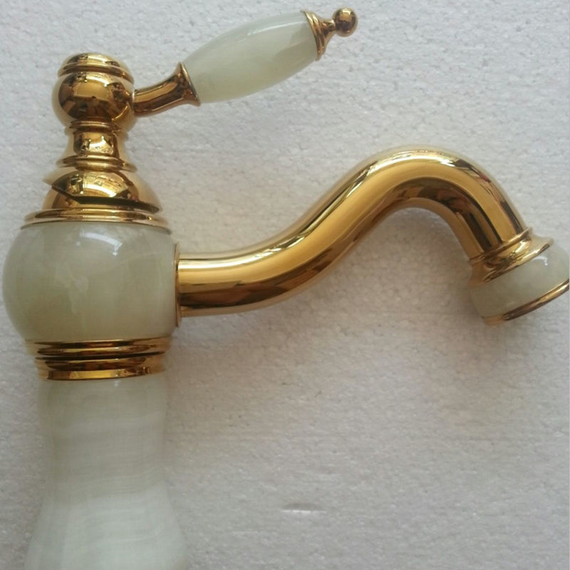 Traditional Centerset Faucet Knob Handle Low Arc Solid Brass Faucet Clearhalo 'Bathroom Remodel & Bathroom Fixtures' 'Bathroom Sink Faucets' 'Bathroom Sinks & Faucet Components' 'bathroom_sink_faucets' 'Home Improvement' 'home_improvement' 'home_improvement_bathroom_sink_faucets' 6799897