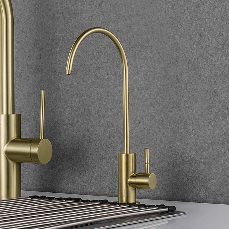 Modern Standard Kitchen Faucet Handle High Arch Bar Kitchen Faucet Gold 1 Handle Faucets Clearhalo 'Home Improvement' 'home_improvement' 'home_improvement_kitchen_faucets' 'Kitchen Faucets' 'Kitchen Remodel & Kitchen Fixtures' 'Kitchen Sinks & Faucet Components' 'kitchen_faucets' 6799978