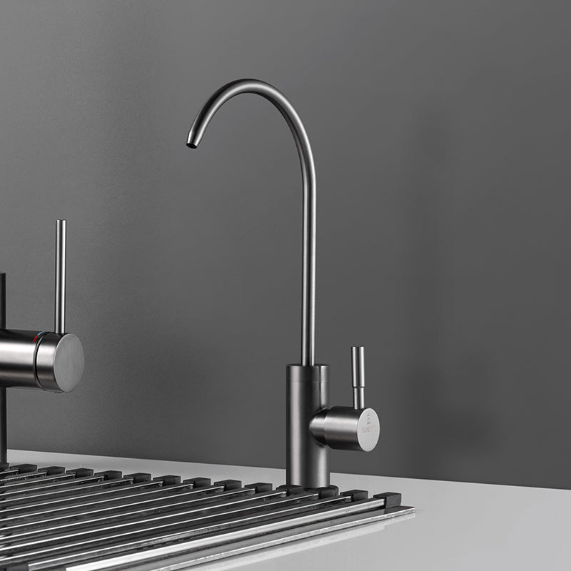 Modern Standard Kitchen Faucet Handle High Arch Bar Kitchen Faucet Grey 1 Handle Faucets Clearhalo 'Home Improvement' 'home_improvement' 'home_improvement_kitchen_faucets' 'Kitchen Faucets' 'Kitchen Remodel & Kitchen Fixtures' 'Kitchen Sinks & Faucet Components' 'kitchen_faucets' 6799990