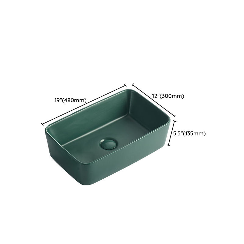 Modern Bathroom Sink Rectangular Vessel Lavatory Sink in Green Clearhalo 'Bathroom Remodel & Bathroom Fixtures' 'Bathroom Sinks & Faucet Components' 'Bathroom Sinks' 'bathroom_sink' 'Home Improvement' 'home_improvement' 'home_improvement_bathroom_sink' 6836145