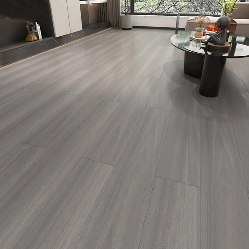 Modern Laminate Floor Scratch Resistant Laminate Plank Flooring Dark Gray Clearhalo 'Flooring 'Home Improvement' 'home_improvement' 'home_improvement_laminate_flooring' 'Laminate Flooring' 'laminate_flooring' Walls and Ceiling' 6837123