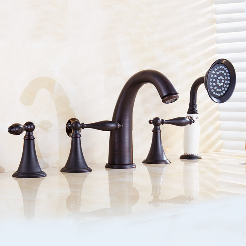 Traditional Roman Tub Faucet Set Copper Deck Mounted Triple Handle Roman Bathtub Faucet Black Umbrella Pipe Clearhalo 'Bathroom Remodel & Bathroom Fixtures' 'Bathtub Faucets' 'bathtub_faucets' 'Home Improvement' 'home_improvement' 'home_improvement_bathtub_faucets' 6849657