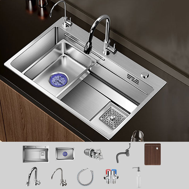 Modern Kitchen Sink Stainless Steel Strainer Kitchen Sink with Faucet in Chrome Sink with Faucet Pull Out Faucet & Water Filter Faucet & Soap Dispenser Clearhalo 'Home Improvement' 'home_improvement' 'home_improvement_kitchen_sinks' 'Kitchen Remodel & Kitchen Fixtures' 'Kitchen Sinks & Faucet Components' 'Kitchen Sinks' 'kitchen_sinks' 6859677