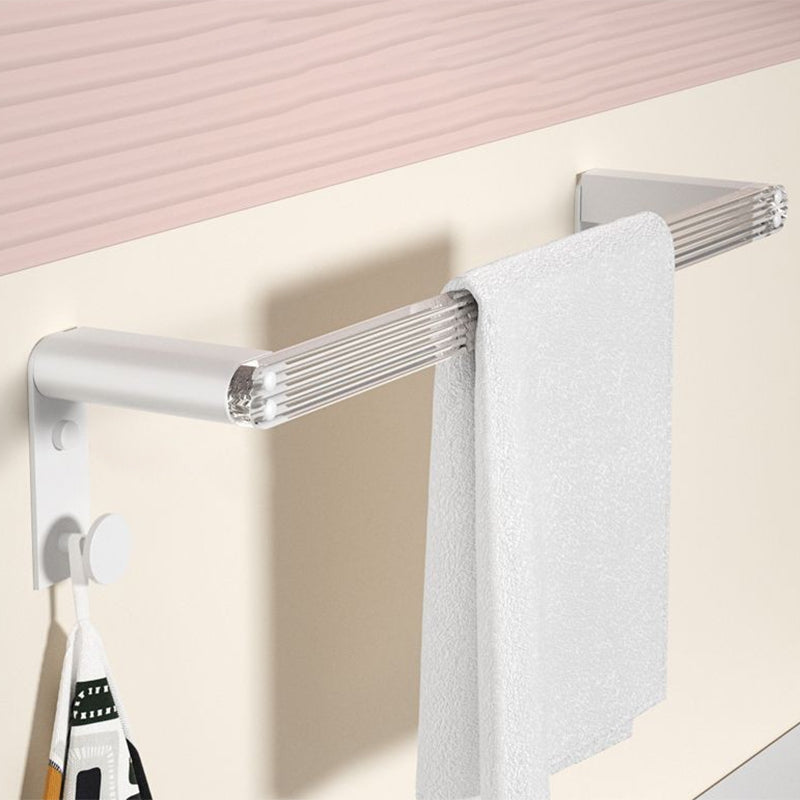 White & Clear Acrylic Bathroom Accessory Set with Towel Bar/Paper Holder/Robe Hook Clearhalo 'Bathroom Hardware Sets' 'Bathroom Hardware' 'Bathroom Remodel & Bathroom Fixtures' 'bathroom_hardware_sets' 'Home Improvement' 'home_improvement' 'home_improvement_bathroom_hardware_sets' 6876506