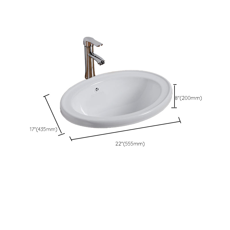 Modern Style Bathroom Sink Oval Porcelain Undermount Bathroom Sink Clearhalo 'Bathroom Remodel & Bathroom Fixtures' 'Bathroom Sinks & Faucet Components' 'Bathroom Sinks' 'bathroom_sink' 'Home Improvement' 'home_improvement' 'home_improvement_bathroom_sink' 6914549