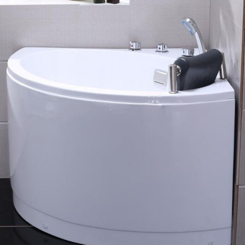 Modern 25.59-inch Tall Acrylic Tub Soak Corner White Bathtub Clearhalo 'Bathroom Remodel & Bathroom Fixtures' 'Bathtubs' 'Home Improvement' 'home_improvement' 'home_improvement_bathtubs' 'Showers & Bathtubs' 6921595