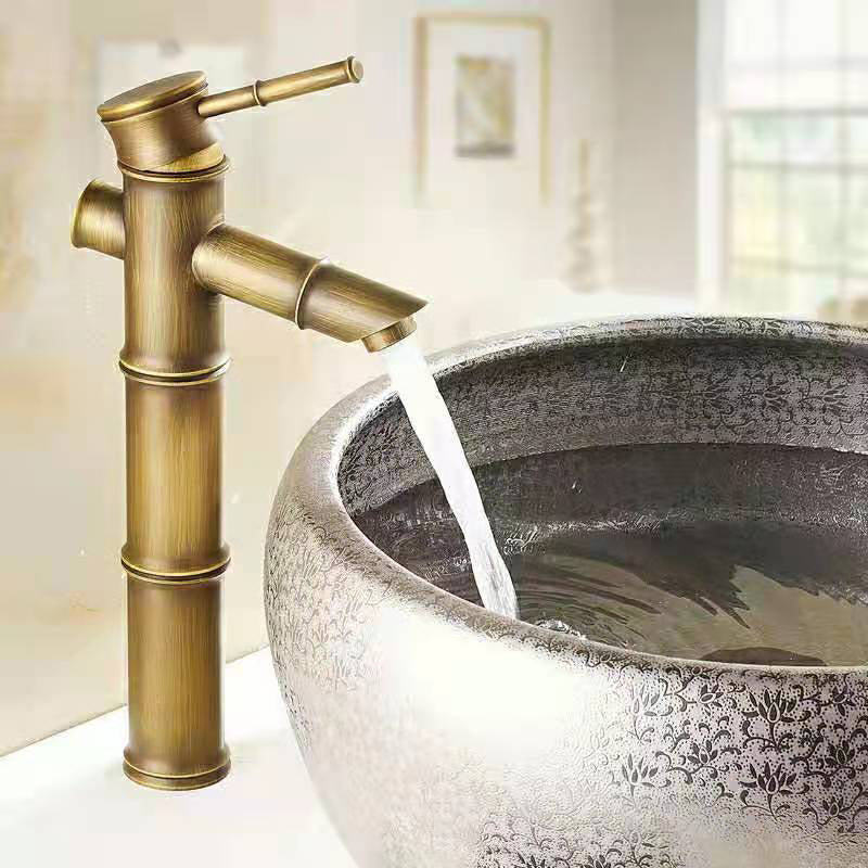 Circular Single Handle Faucet Country Style Basin Lavatory Faucet Clearhalo 'Bathroom Remodel & Bathroom Fixtures' 'Bathroom Sink Faucets' 'Bathroom Sinks & Faucet Components' 'bathroom_sink_faucets' 'Home Improvement' 'home_improvement' 'home_improvement_bathroom_sink_faucets' 6942280