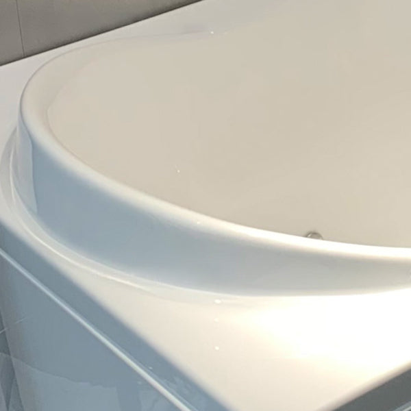 White Acrylic Bathtub Soaking Rectangular Modern Back to Wall Bath Clearhalo 'Bathroom Remodel & Bathroom Fixtures' 'Bathtubs' 'Home Improvement' 'home_improvement' 'home_improvement_bathtubs' 'Showers & Bathtubs' 6943260