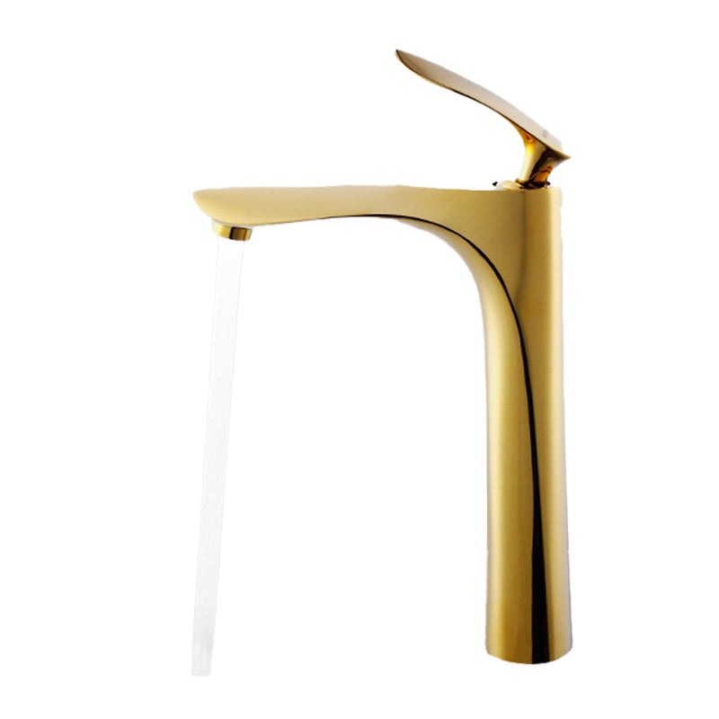 Modern Brass Bathroom Sink Faucet Lever Handles Sink Faucet with 1 Hole Clearhalo 'Bathroom Remodel & Bathroom Fixtures' 'Bathroom Sink Faucets' 'Bathroom Sinks & Faucet Components' 'bathroom_sink_faucets' 'Home Improvement' 'home_improvement' 'home_improvement_bathroom_sink_faucets' 6977740