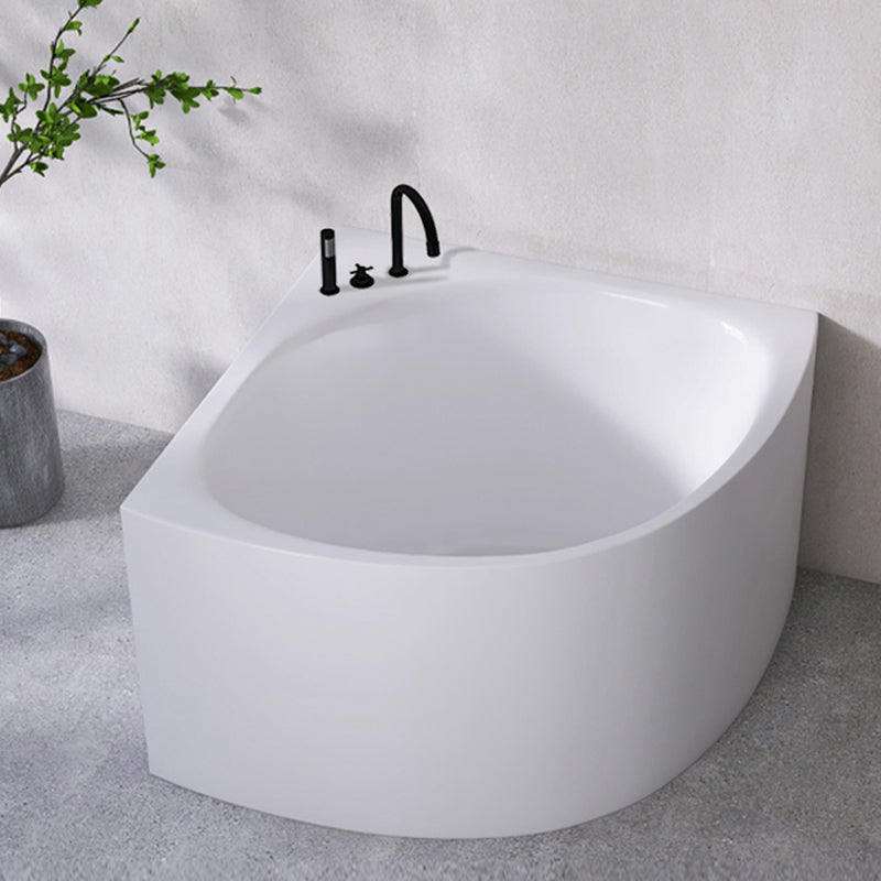 White Acrylic Corner Soaking Bath Modern Back to Wall Bathtub Tub with Black 3-Piece Set Clearhalo 'Bathroom Remodel & Bathroom Fixtures' 'Bathtubs' 'Home Improvement' 'home_improvement' 'home_improvement_bathtubs' 'Showers & Bathtubs' 6980854