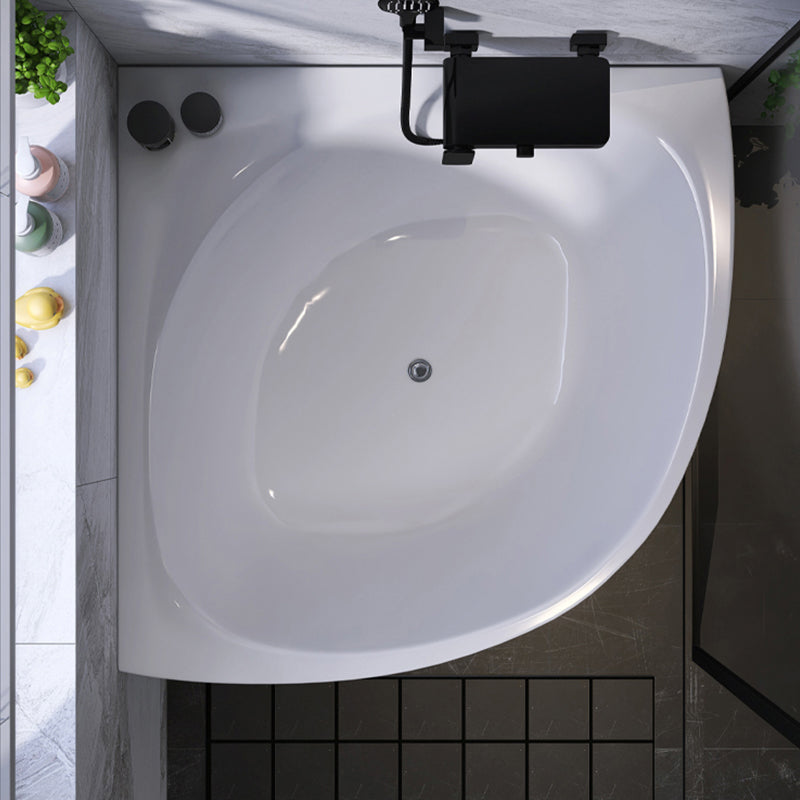 White Acrylic Corner Soaking Bath Modern Back to Wall Bathtub Clearhalo 'Bathroom Remodel & Bathroom Fixtures' 'Bathtubs' 'Home Improvement' 'home_improvement' 'home_improvement_bathtubs' 'Showers & Bathtubs' 6980857