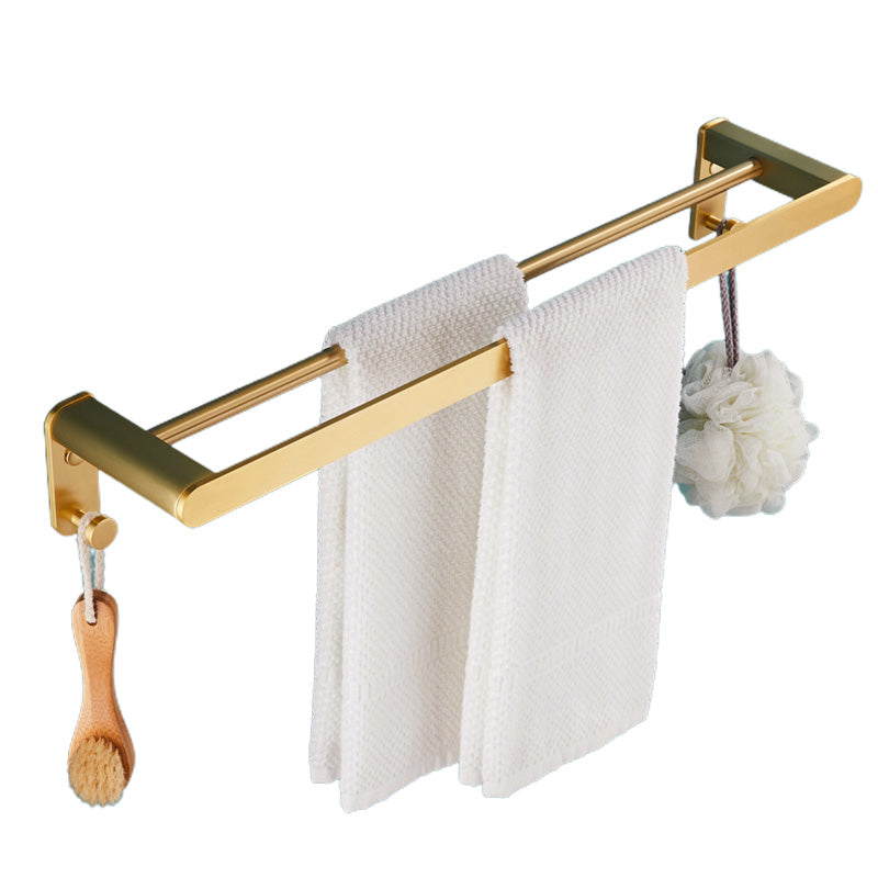 Traditional Bathroom Accessories Hardware Set Gold Bathroom Accessory Kit Clearhalo 'Bathroom Hardware Sets' 'Bathroom Hardware' 'Bathroom Remodel & Bathroom Fixtures' 'bathroom_hardware_sets' 'Home Improvement' 'home_improvement' 'home_improvement_bathroom_hardware_sets' 6997326